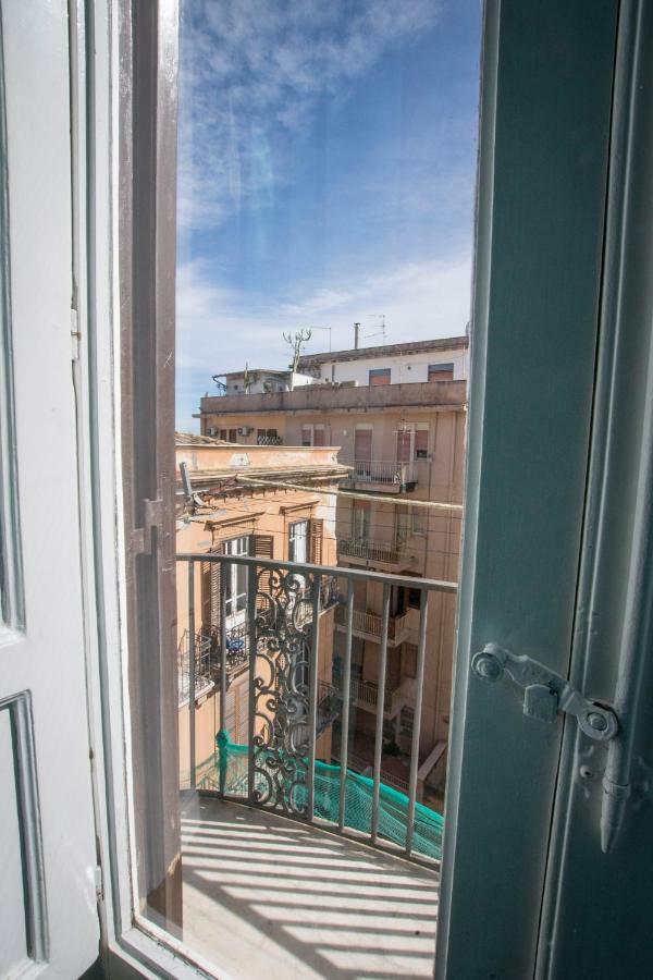 Aria Rooms Palermo Exterior photo